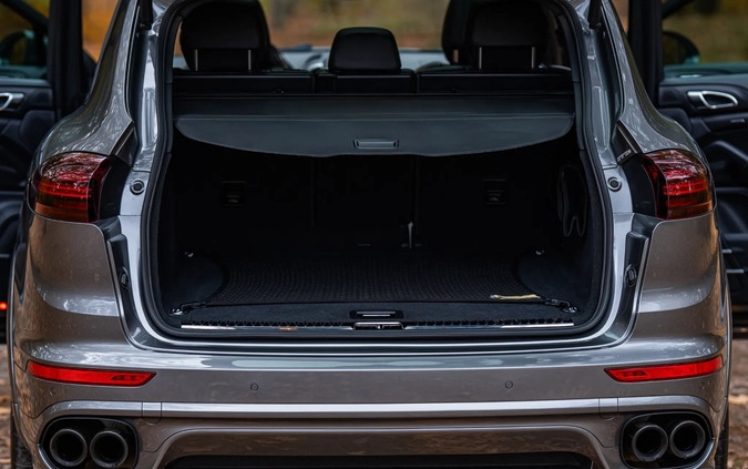 Porsche Cayenne cena 199900 przebieg: 126000, rok produkcji 2015 z Szczecin małe 497